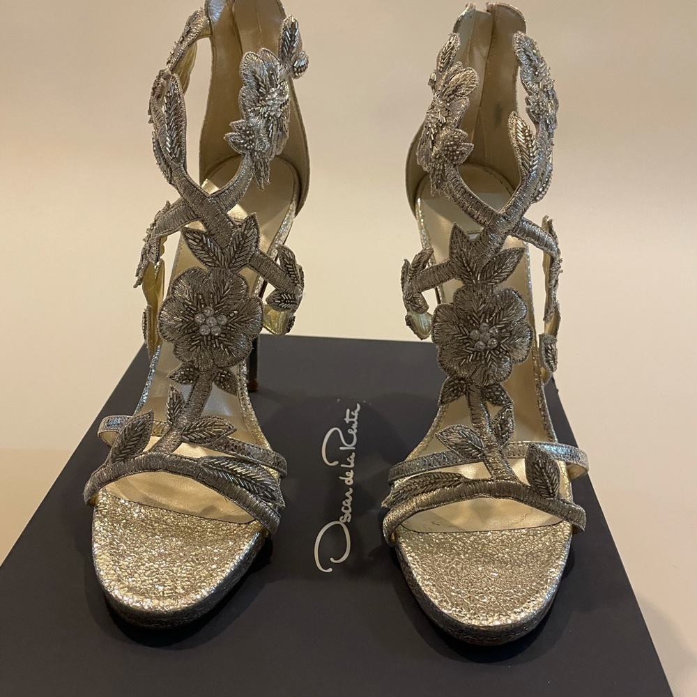 Oscar de la renta heels